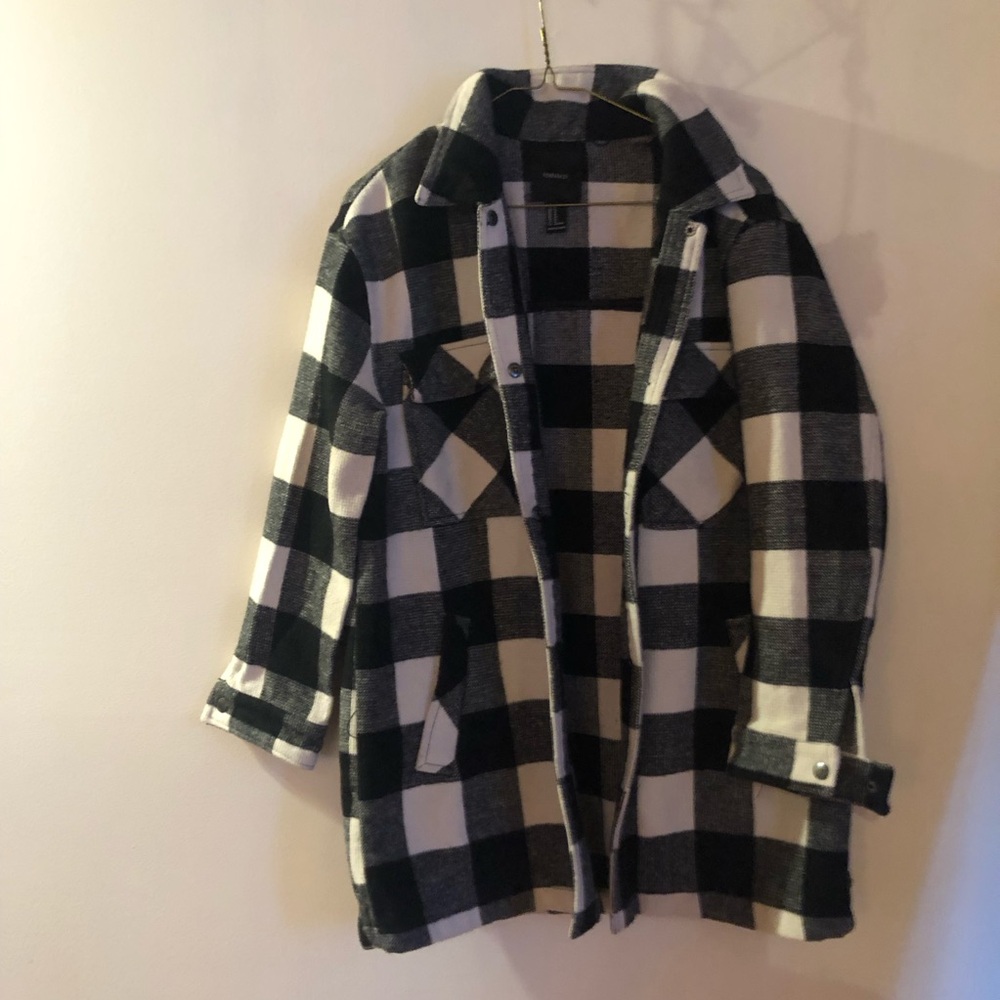 Black and white warm plaid coat small (oversized fit)